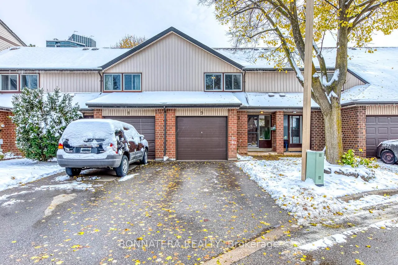 Photo 1 of Unit 9, 318 Laurier Avenue, Milton, Old Milton — HOMEH