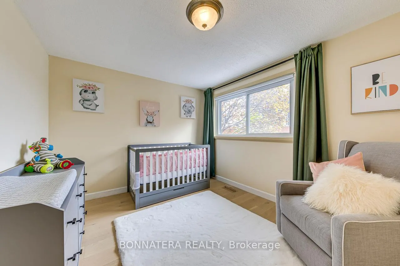 Photo 13 of Unit 9, 318 Laurier Avenue, Milton, Old Milton — HOMEH