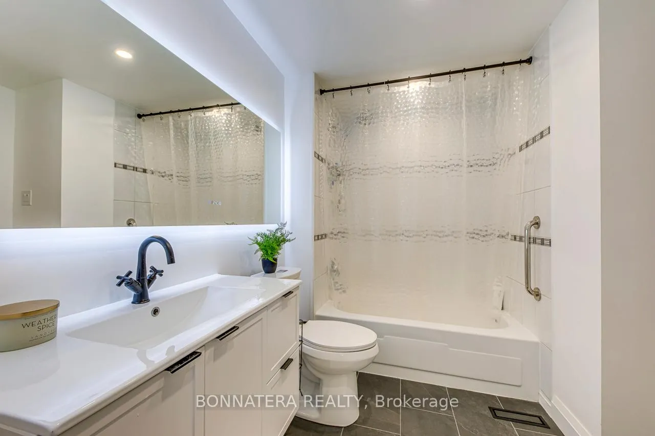 Photo 16 of Unit 9, 318 Laurier Avenue, Milton, Old Milton — HOMEH
