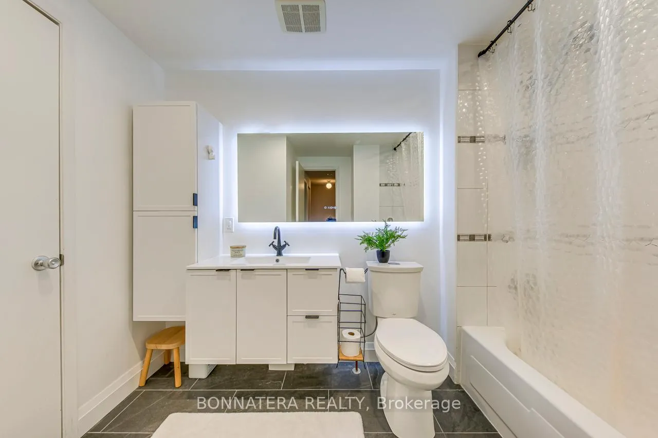 Photo 17 of Unit 9, 318 Laurier Avenue, Milton, Old Milton — HOMEH