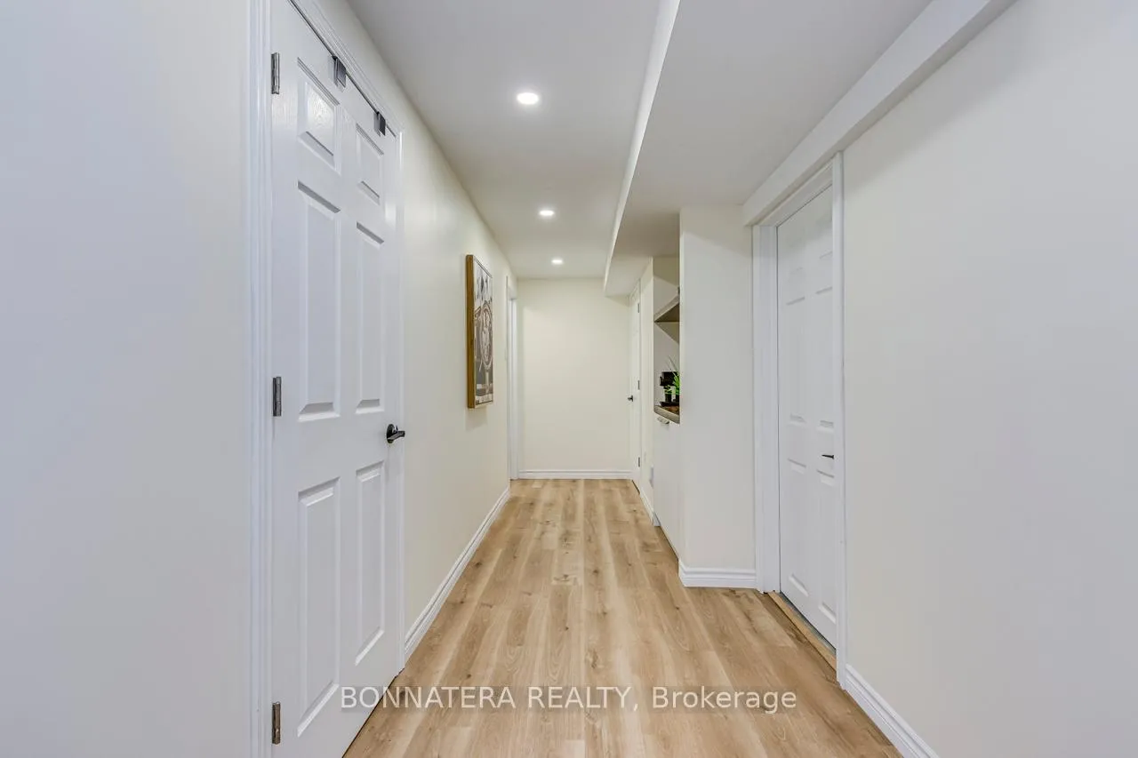 Photo 23 of Unit 9, 318 Laurier Avenue, Milton, Old Milton — HOMEH
