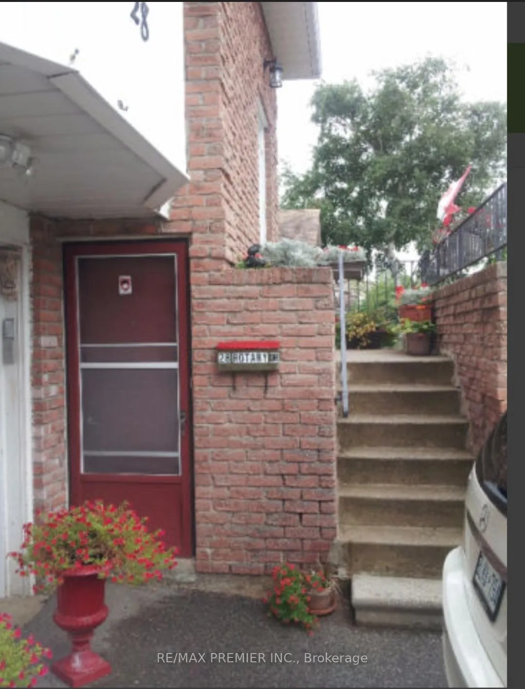 Photo 1 of Unit Lower, 28 Rotary Drive, Scarborough, Rouge — HOMEH