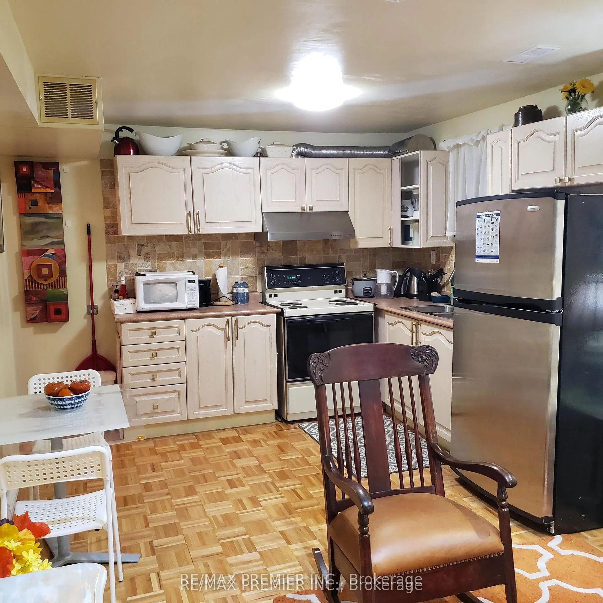 Photo 2 of Unit Lower, 28 Rotary Drive, Scarborough, Rouge — HOMEH
