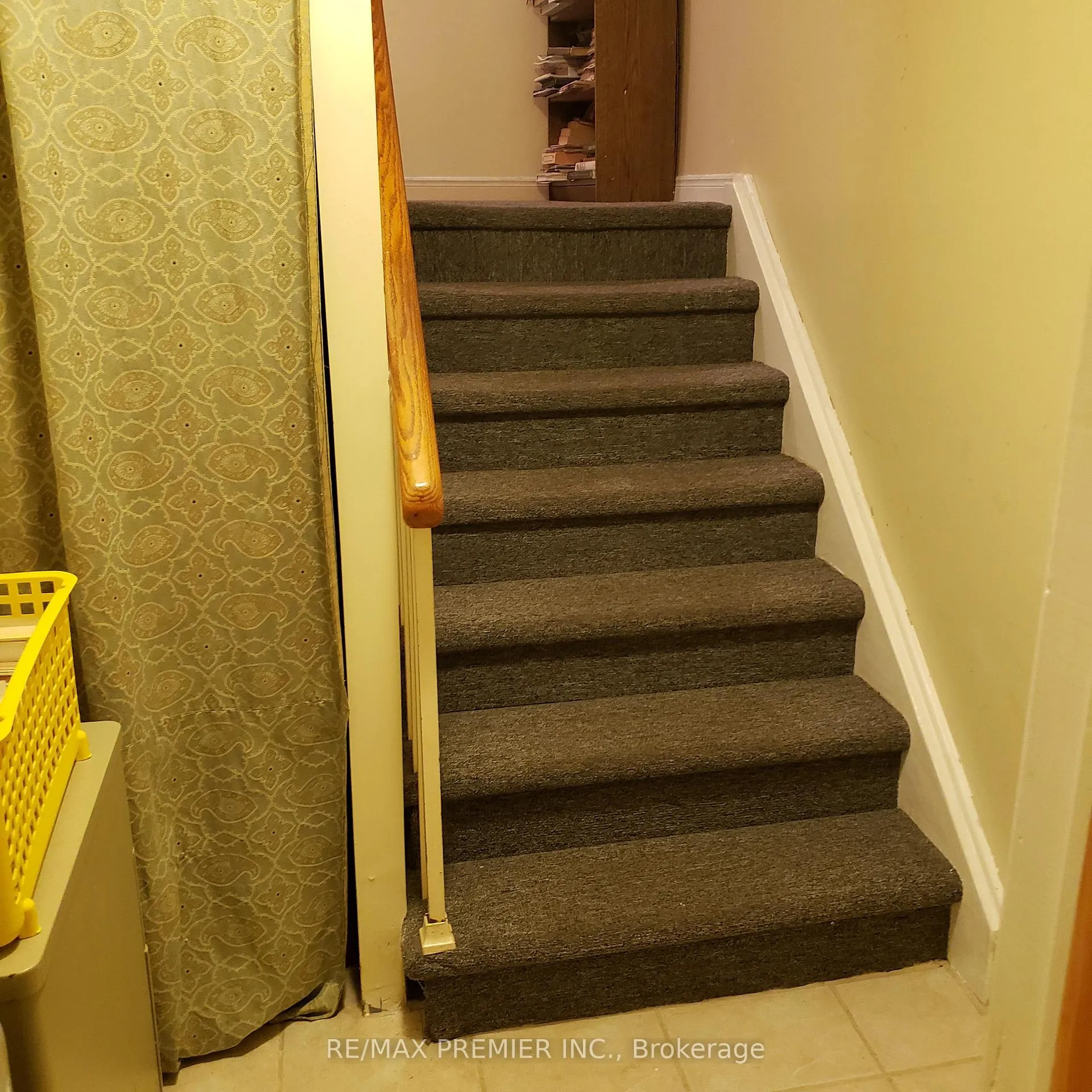Photo 13 of Unit Lower, 28 Rotary Drive, Scarborough, Rouge — HOMEH