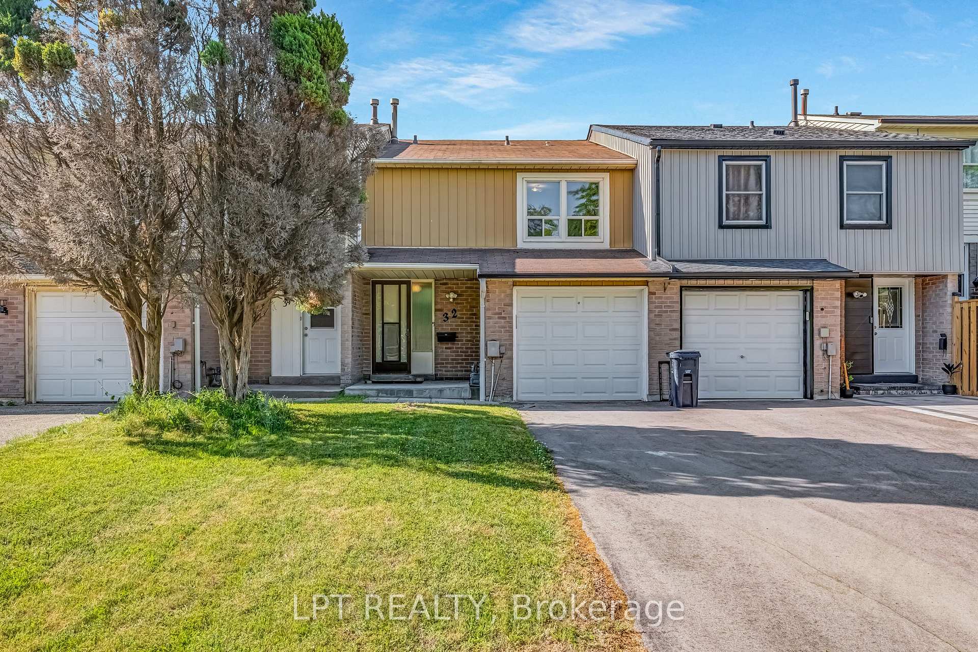 Photo 1 of 32 Scotney Grove, Scarborough, Malvern — HOMEH