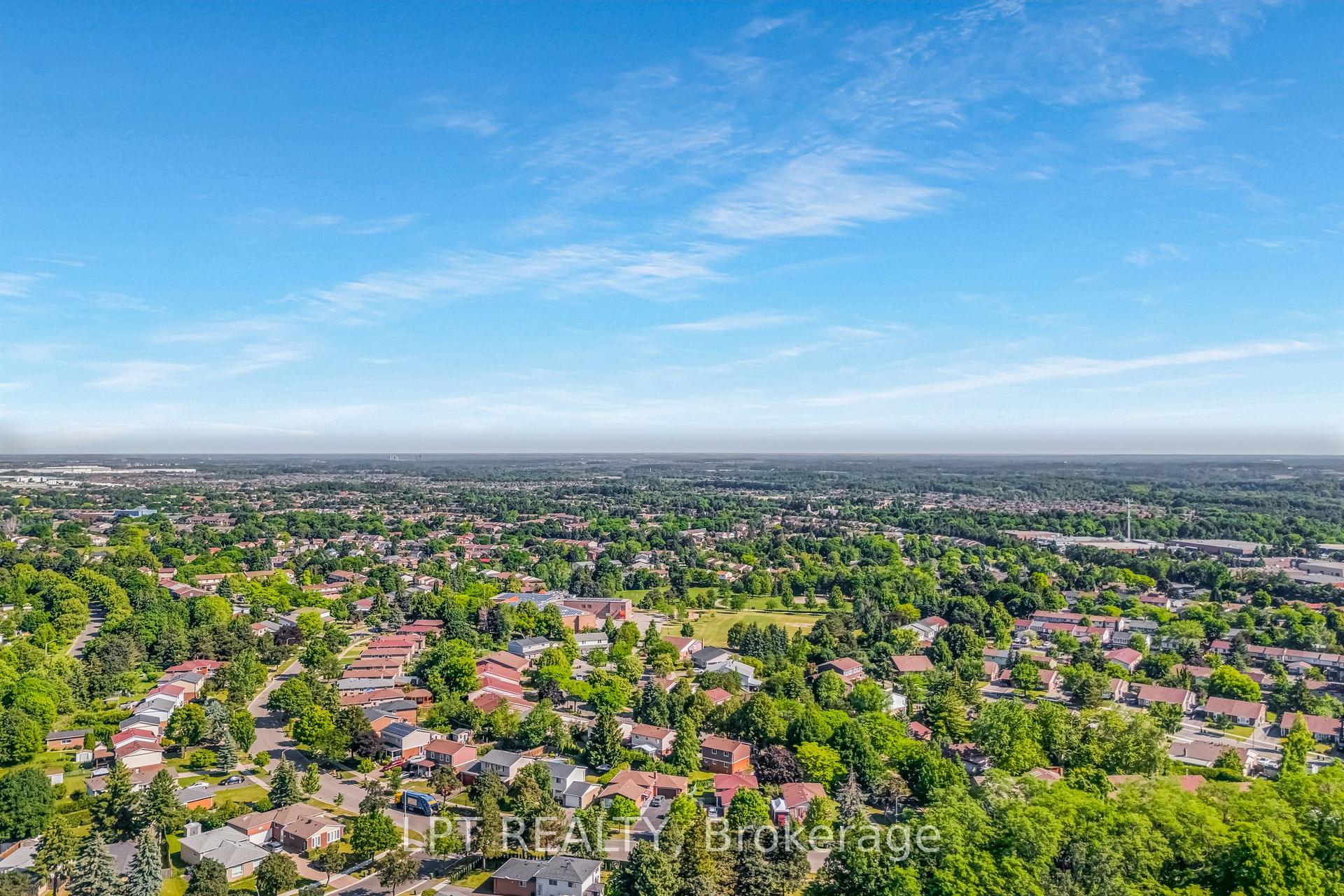Photo 38 of 32 Scotney Grove, Scarborough, Malvern — HOMEH