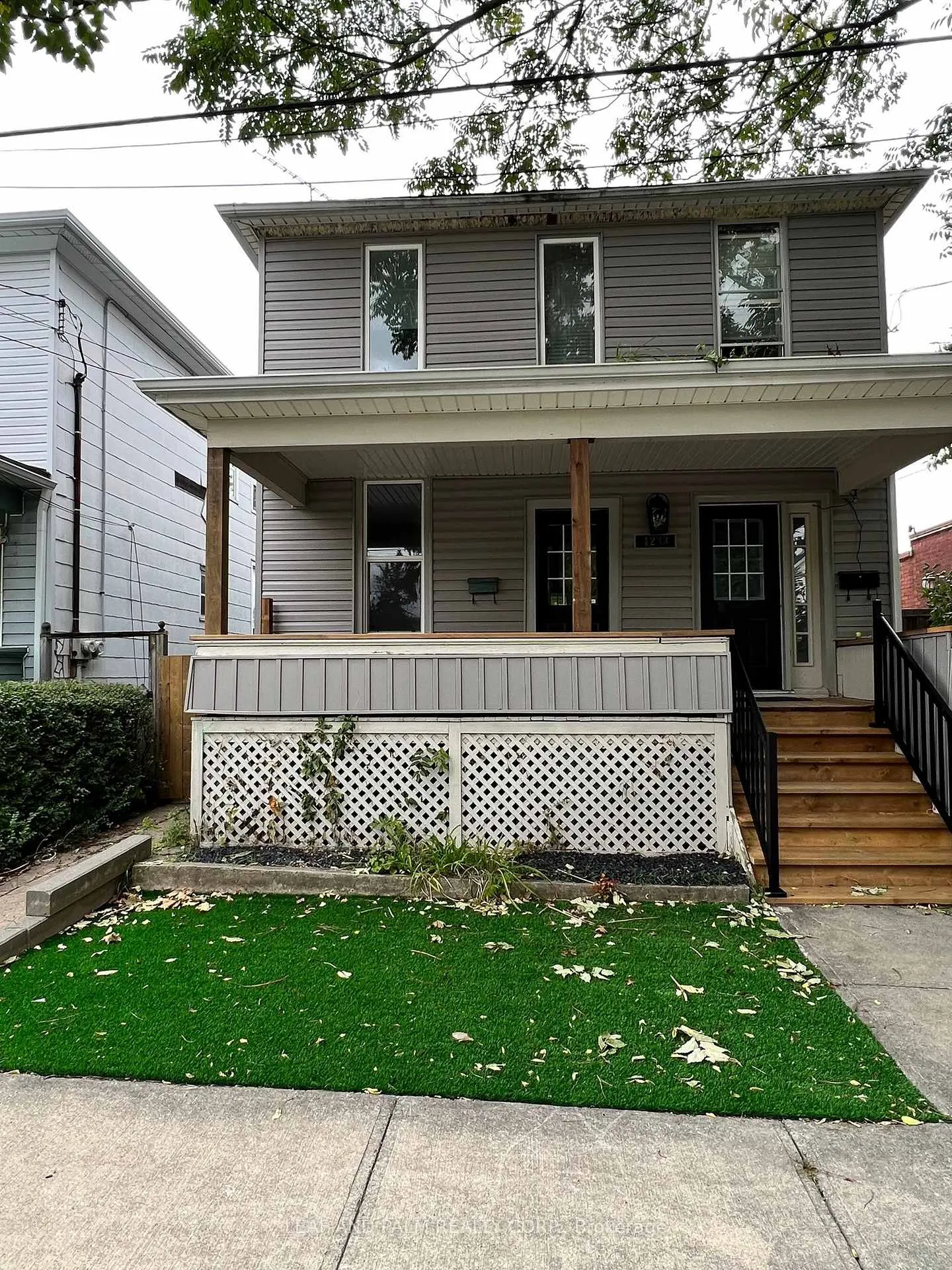 Photo 8 of Unit 2, 4233 Huron Street, Niagara Falls, Downtown — HOMEH