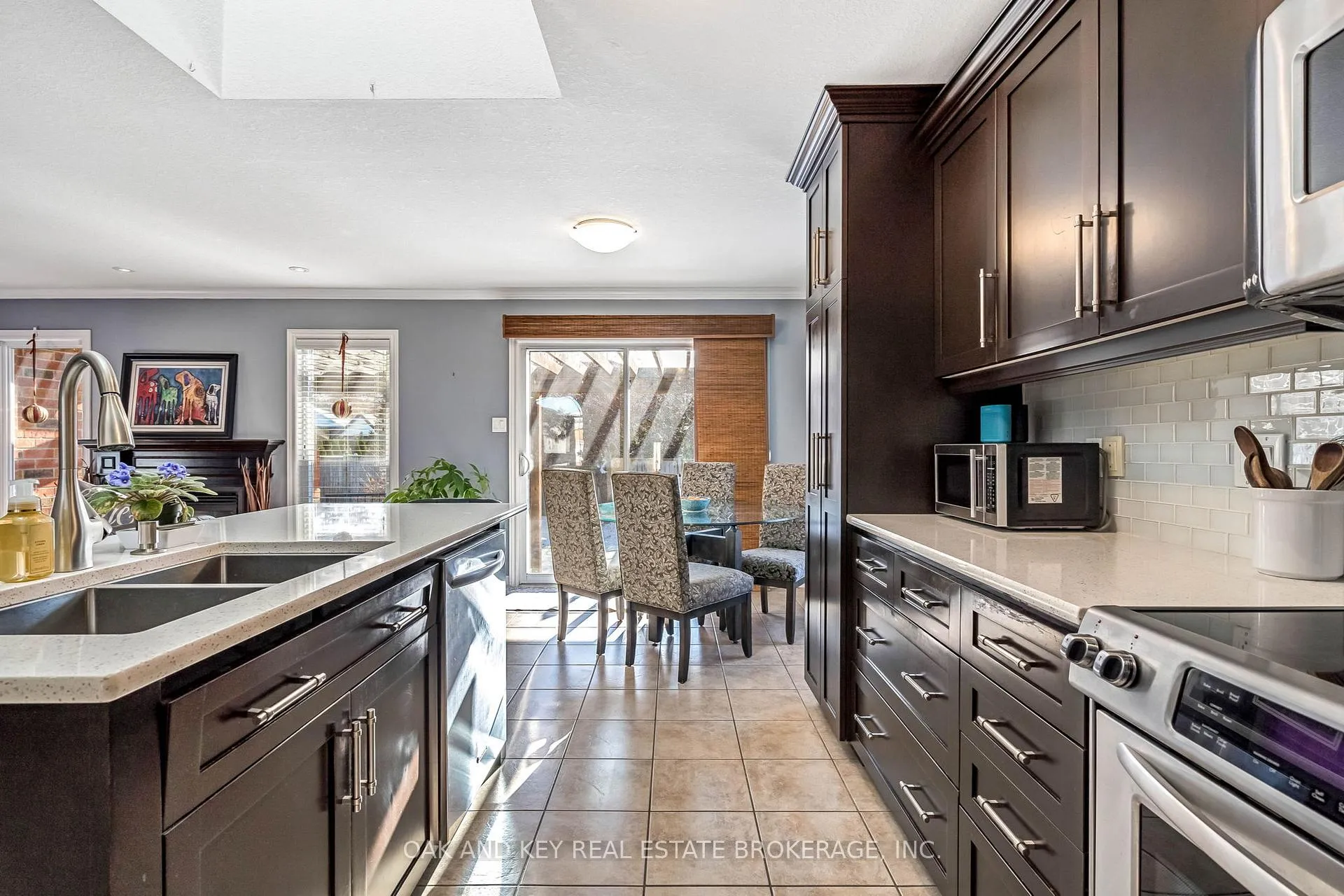Photo 18 of 34 Fieldstone Crescent, Middlesex Centre, Komoka — HOMEH
