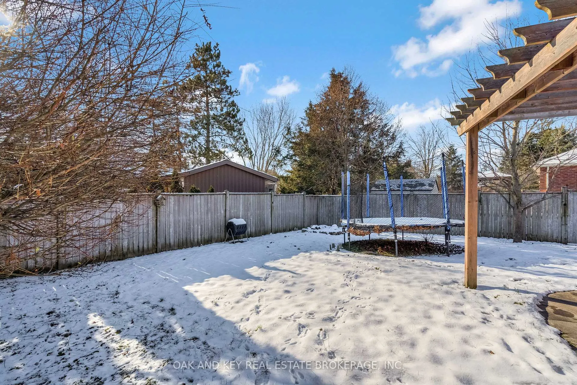Photo 37 of 34 Fieldstone Crescent, Middlesex Centre, Komoka — HOMEH