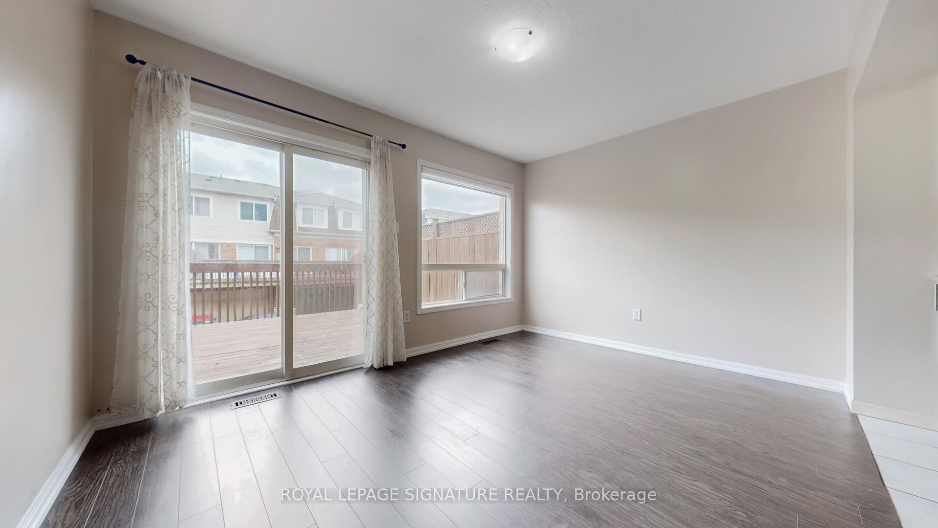 Photo 6 of 43 Coyote Crescent, Scarborough, Rouge — HOMEH