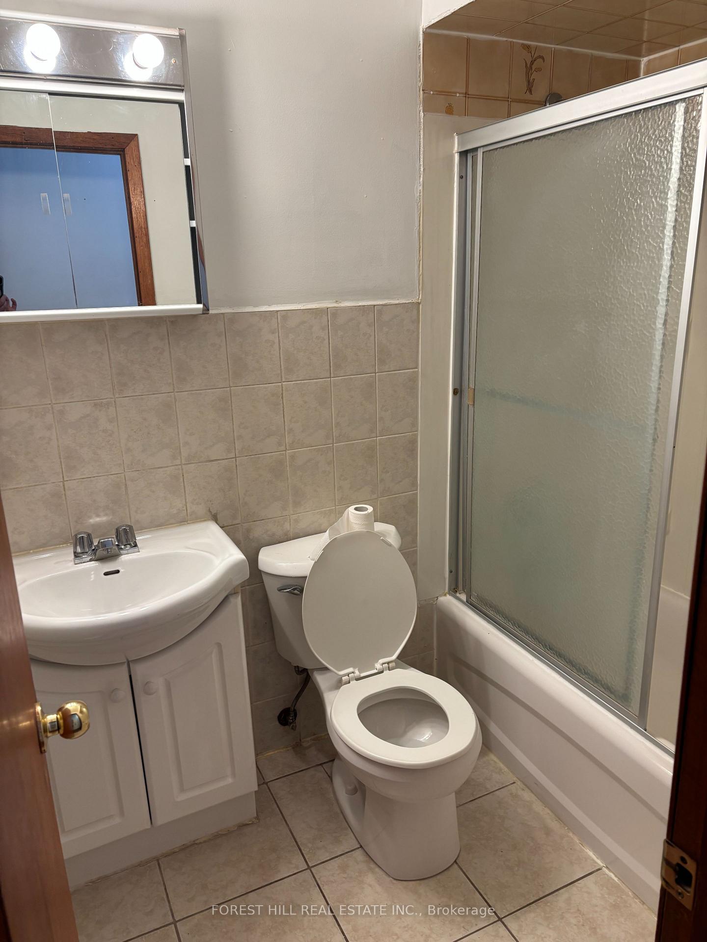 Photo 5 of Unit 2, 123 Ossington Avenue, Toronto, Trinity-Bellwoods — HOMEH