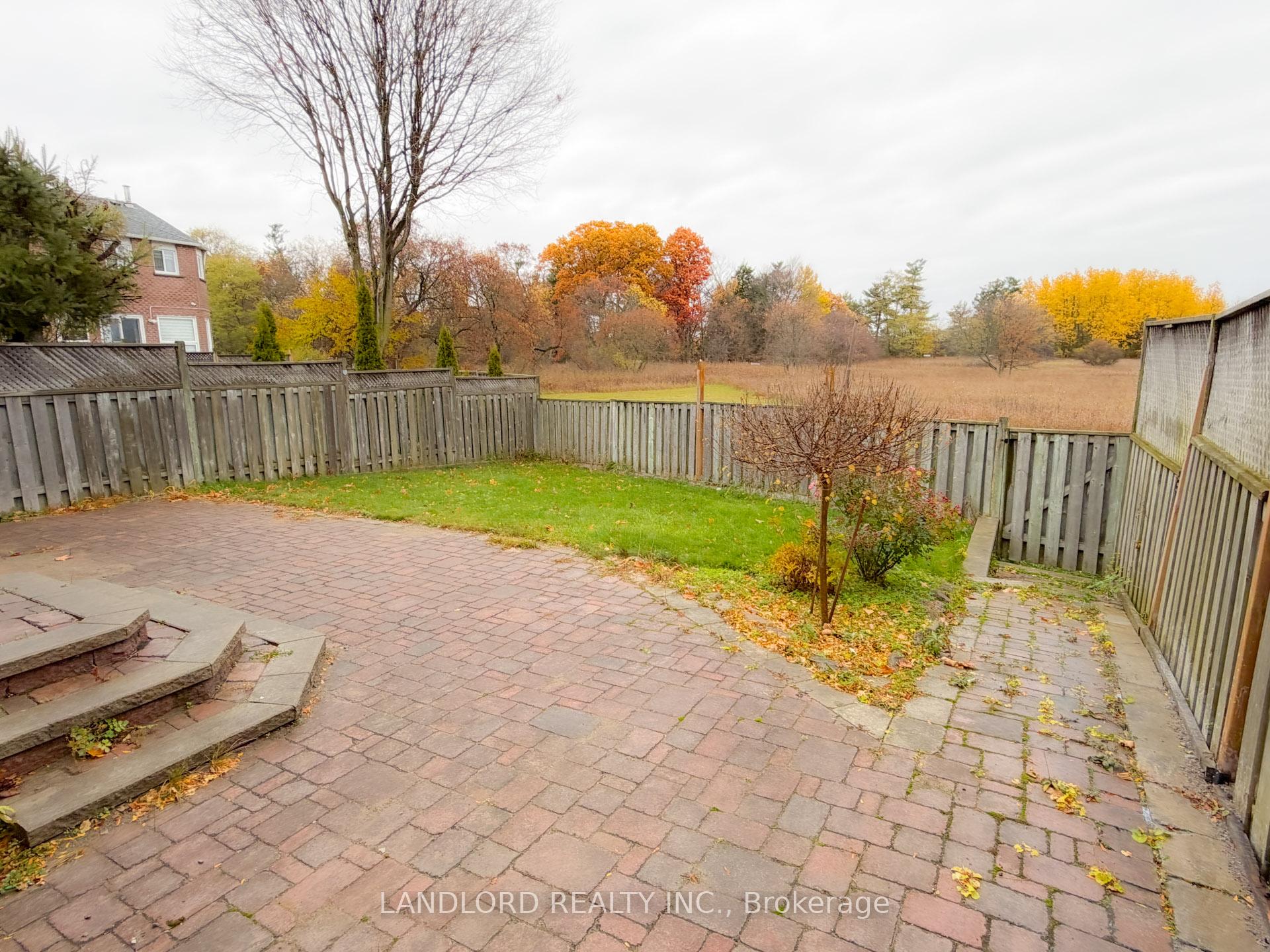 Photo 8 of 21 Raspberry Road, Scarborough, Rouge — HOMEH