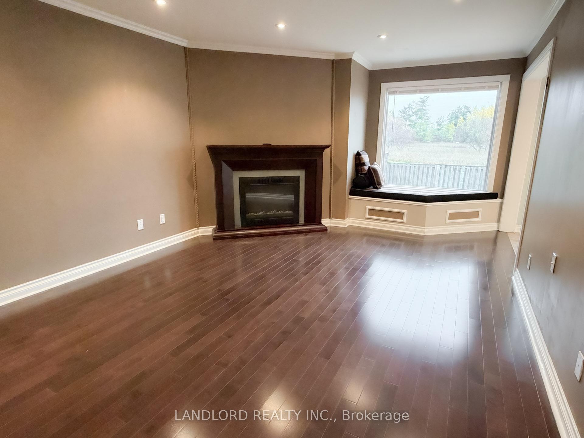 Photo 14 of 21 Raspberry Road, Scarborough, Rouge — HOMEH