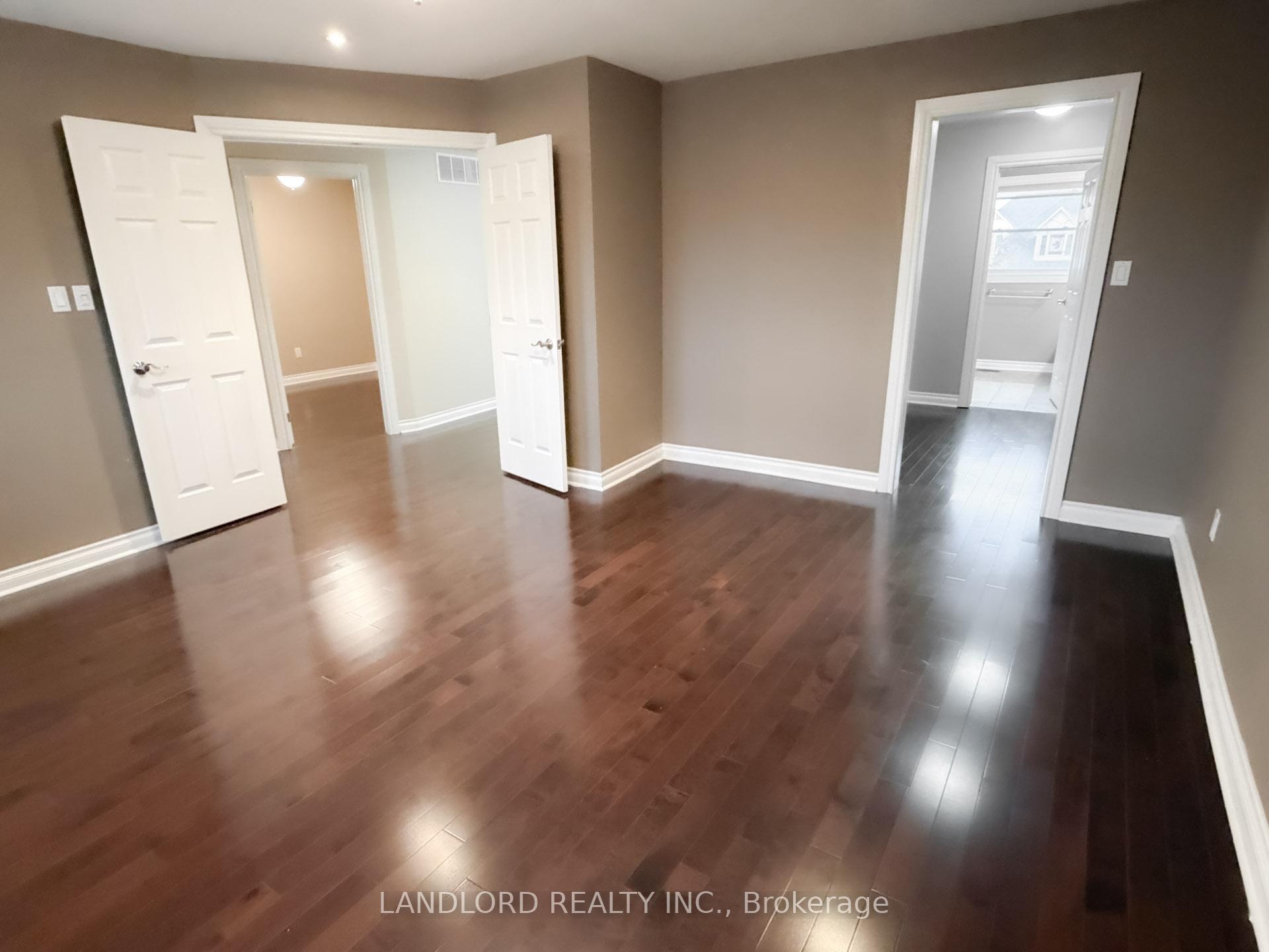 Photo 19 of 21 Raspberry Road, Scarborough, Rouge — HOMEH