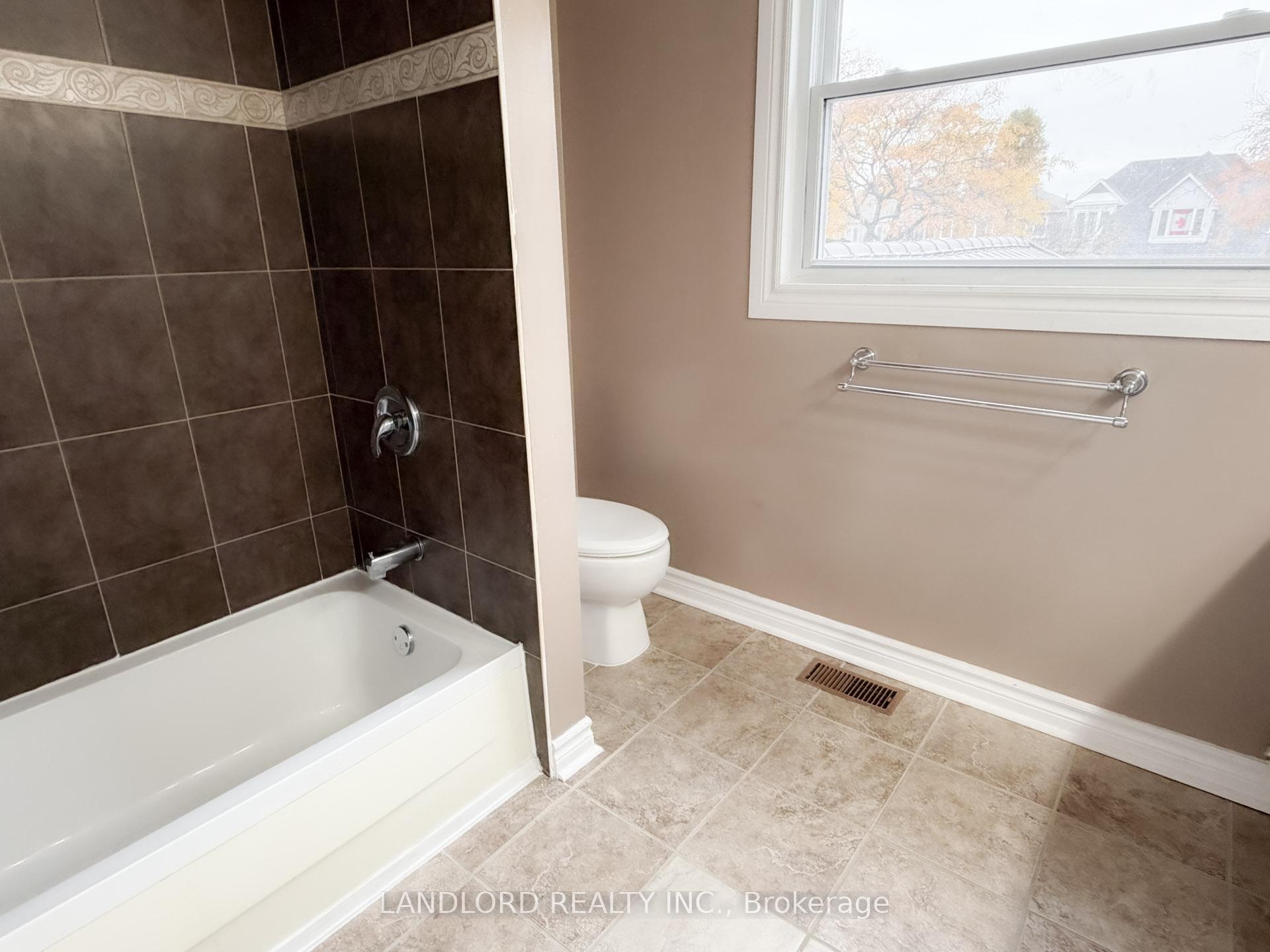 Photo 22 of 21 Raspberry Road, Scarborough, Rouge — HOMEH