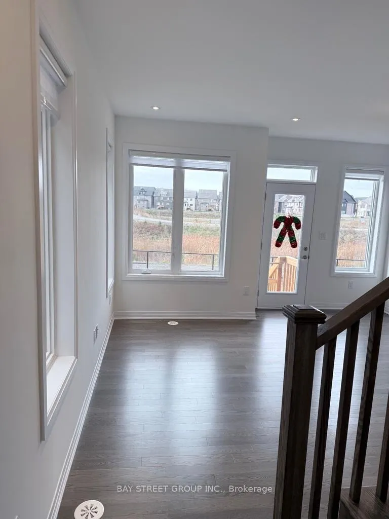 Photo 5 of 3210 Crystal Drive, Oakville, Glenorchy — HOMEH
