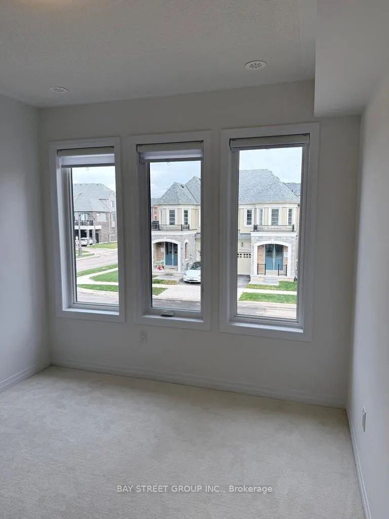 Photo 13 of 3210 Crystal Drive, Oakville, Glenorchy — HOMEH