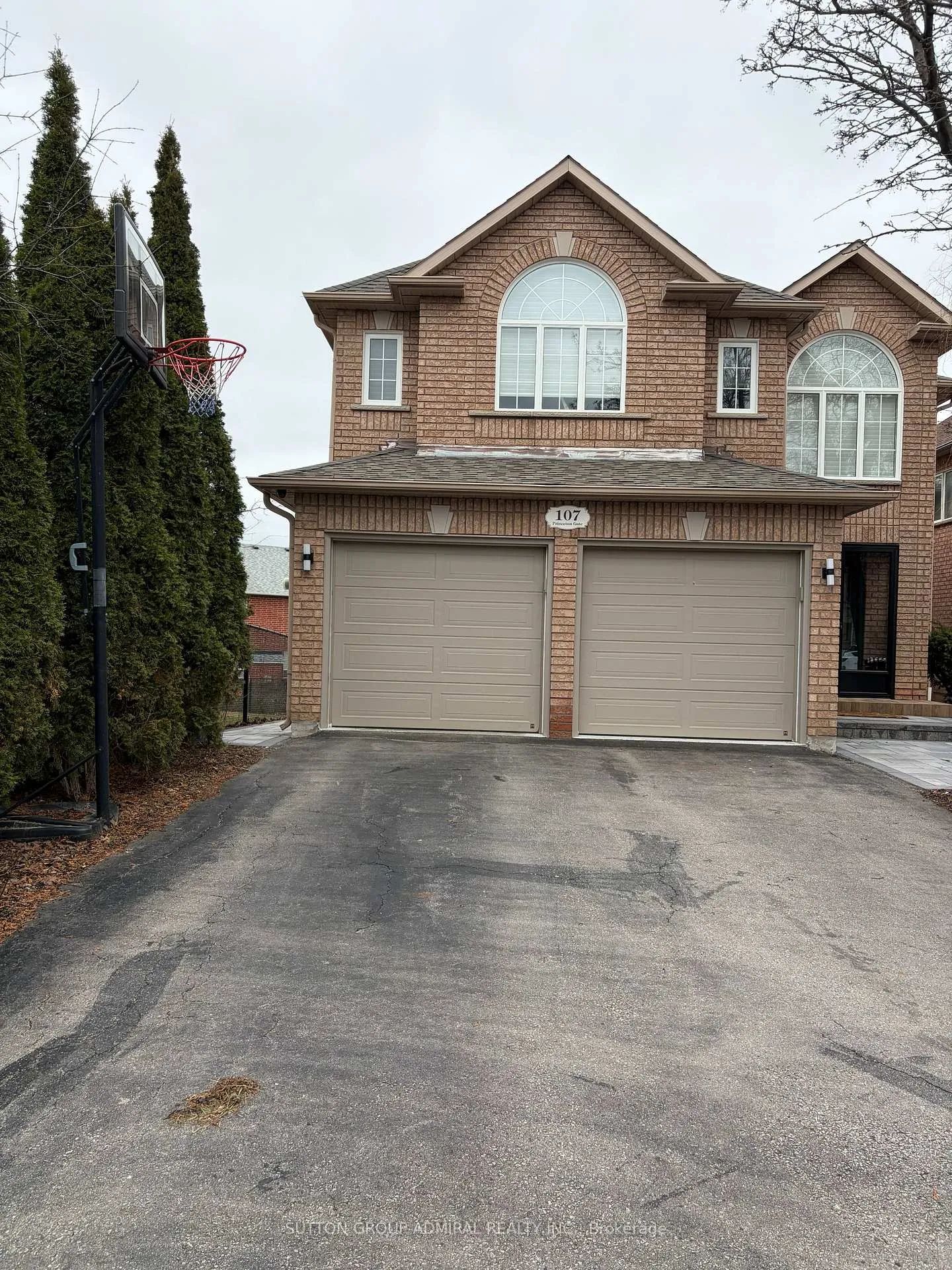 Front of Unit Basement, 107 Princeton Gate