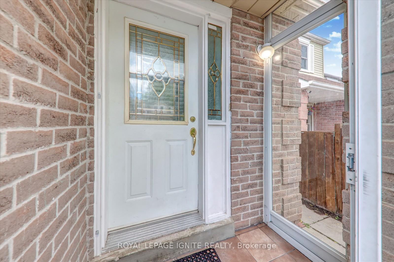 Photo 3 of 77 Prosperity Pt Pathway, Scarborough, Malvern — HOMEH