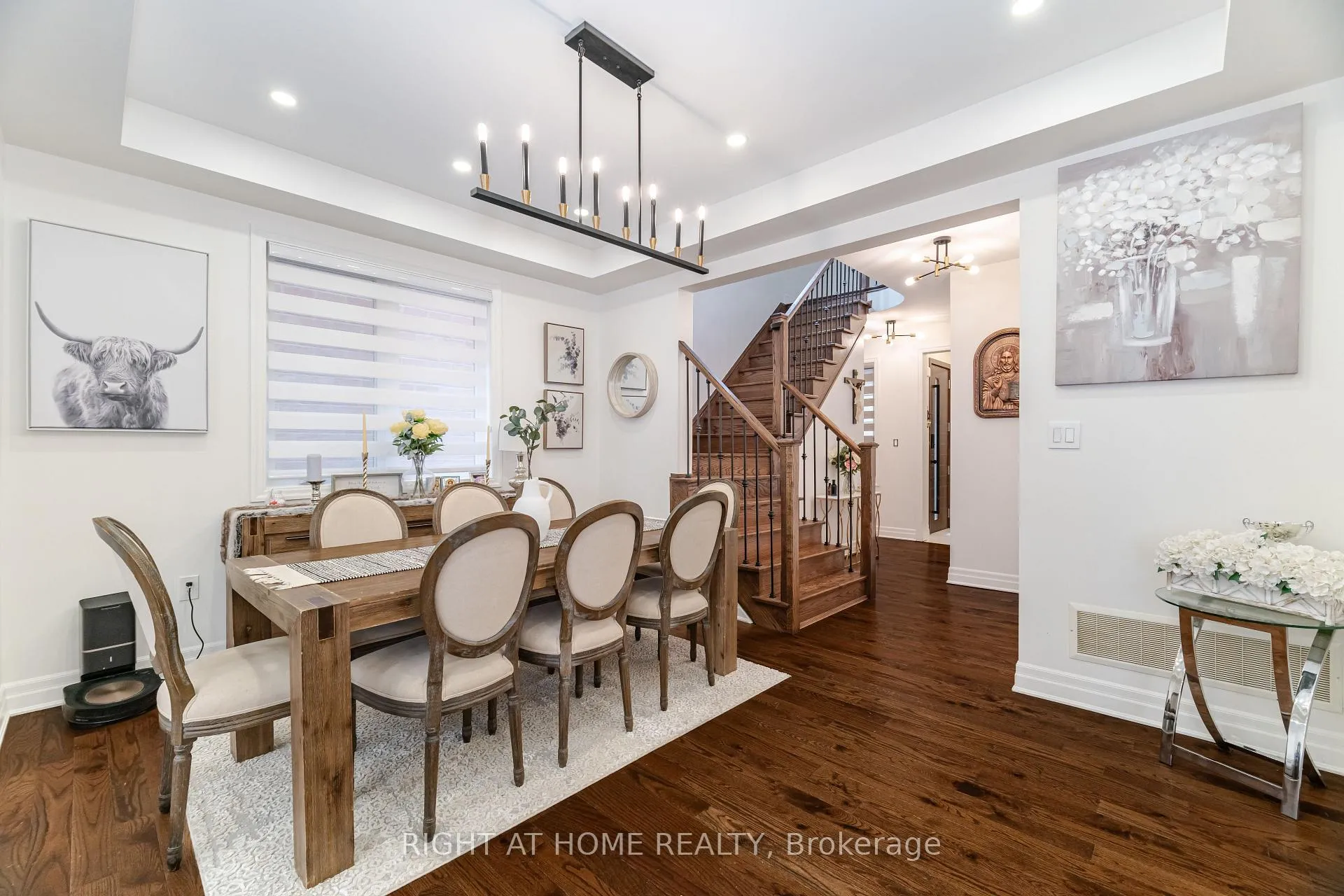 Photo 7 of 1311 (UPPER) Whitney Terrace, Milton, Ford — HOMEH