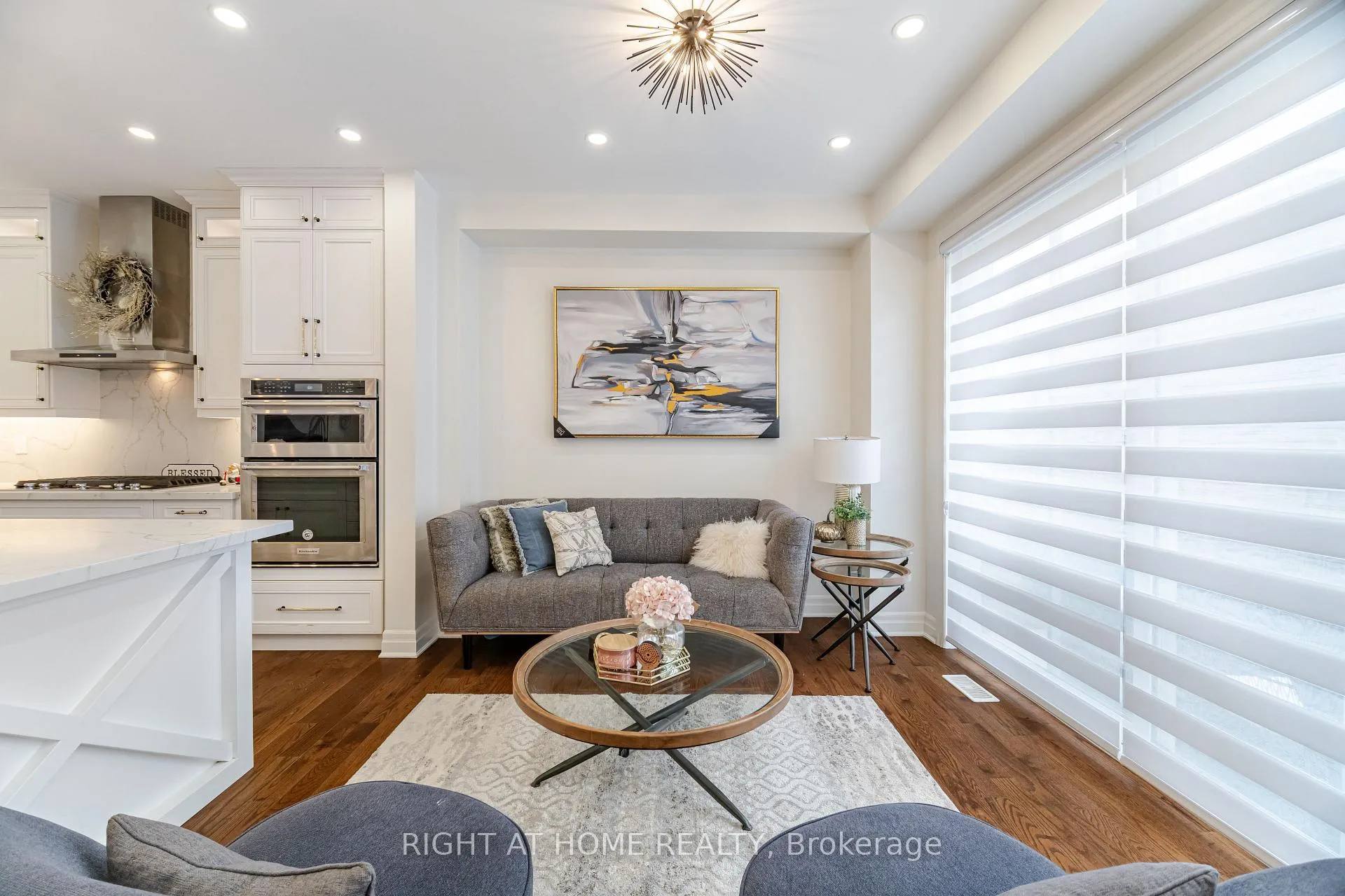 Photo 16 of 1311 (UPPER) Whitney Terrace, Milton, Ford — HOMEH
