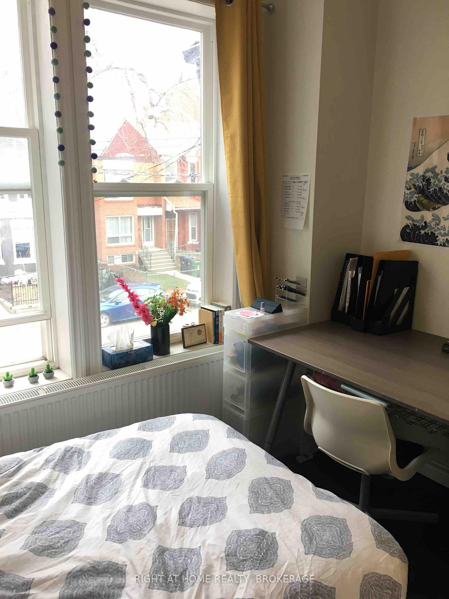 Photo 1 of Unit 2, 129 Baldwin Street, Toronto, Kensington-Chinatown — HOMEH