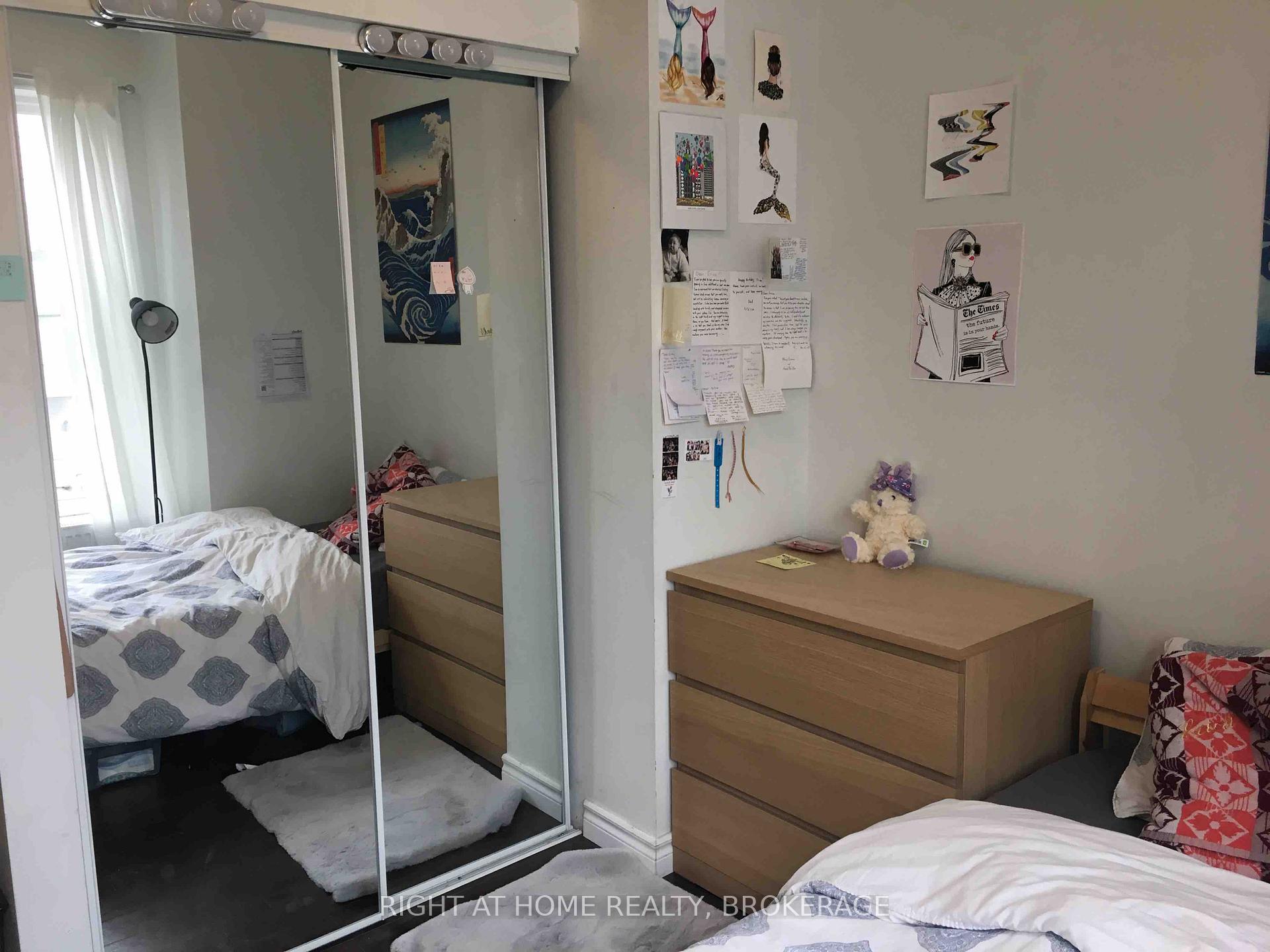 Photo 15 of Unit 2, 129 Baldwin Street, Toronto, Kensington-Chinatown — HOMEH