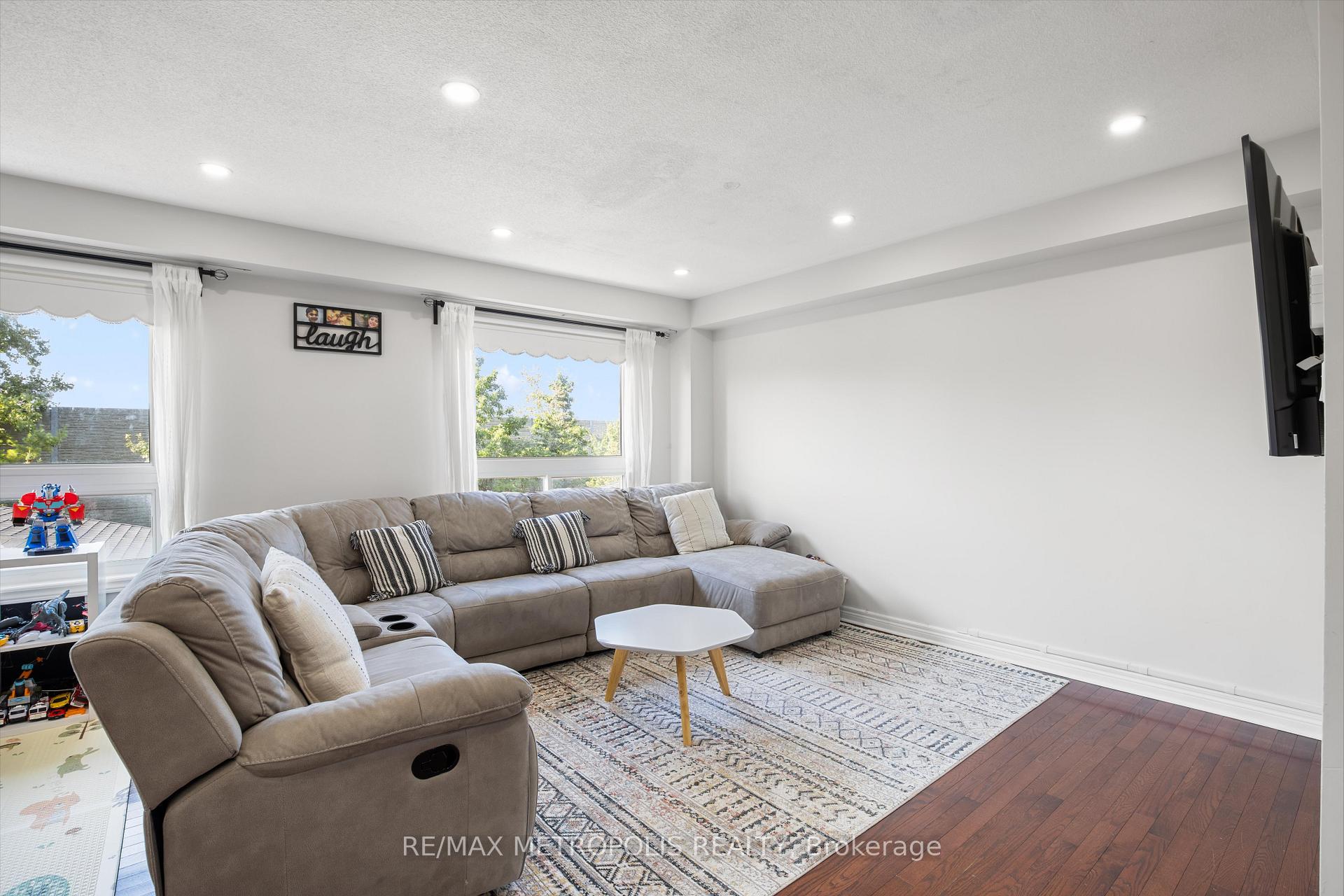 Photo 6 of 72 Huxtable Lane, Scarborough, Rouge — HOMEH