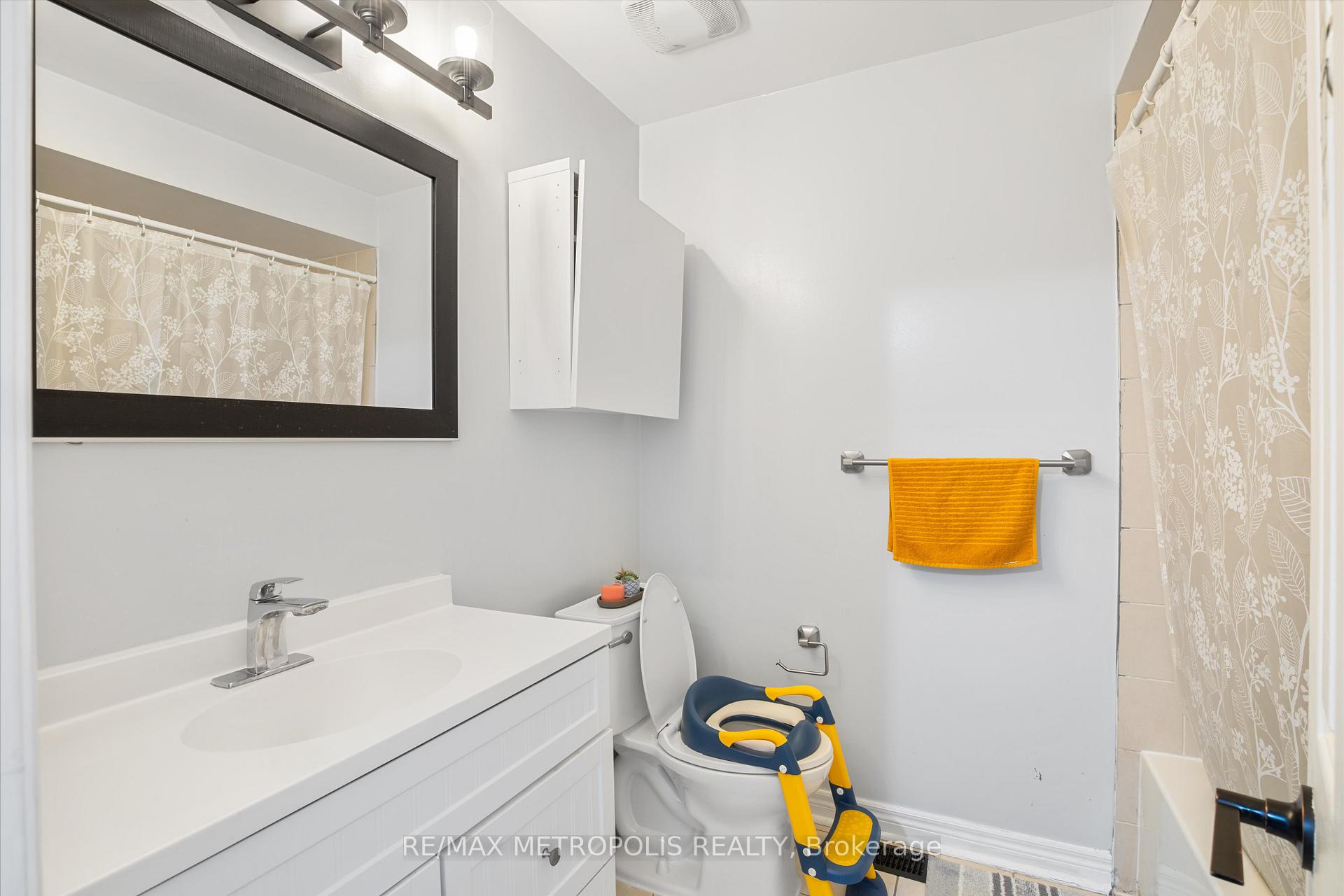 Photo 20 of 72 Huxtable Lane, Scarborough, Rouge — HOMEH