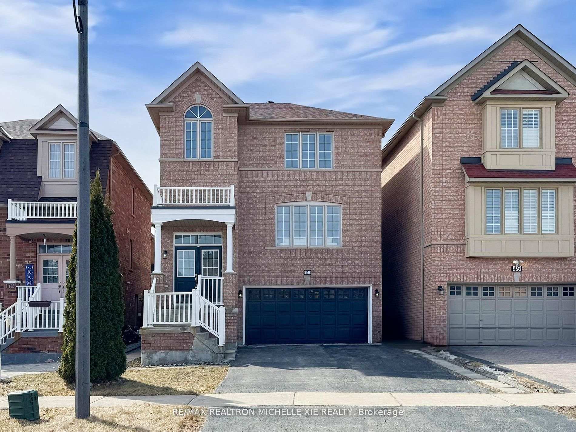Front of 174 Wharnsby Drive