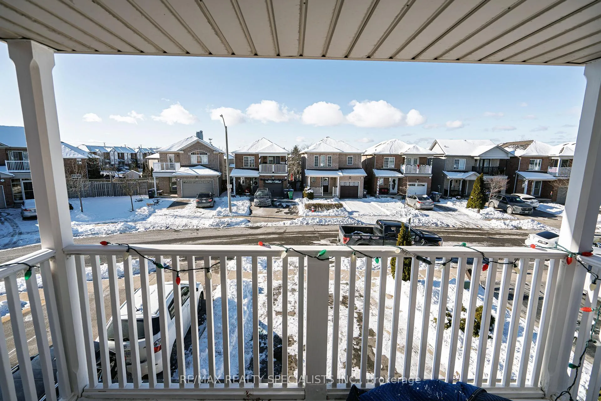 Photo 23 of 35 Dunlop Court, Brampton, Fletcher's Meadow — HOMEH