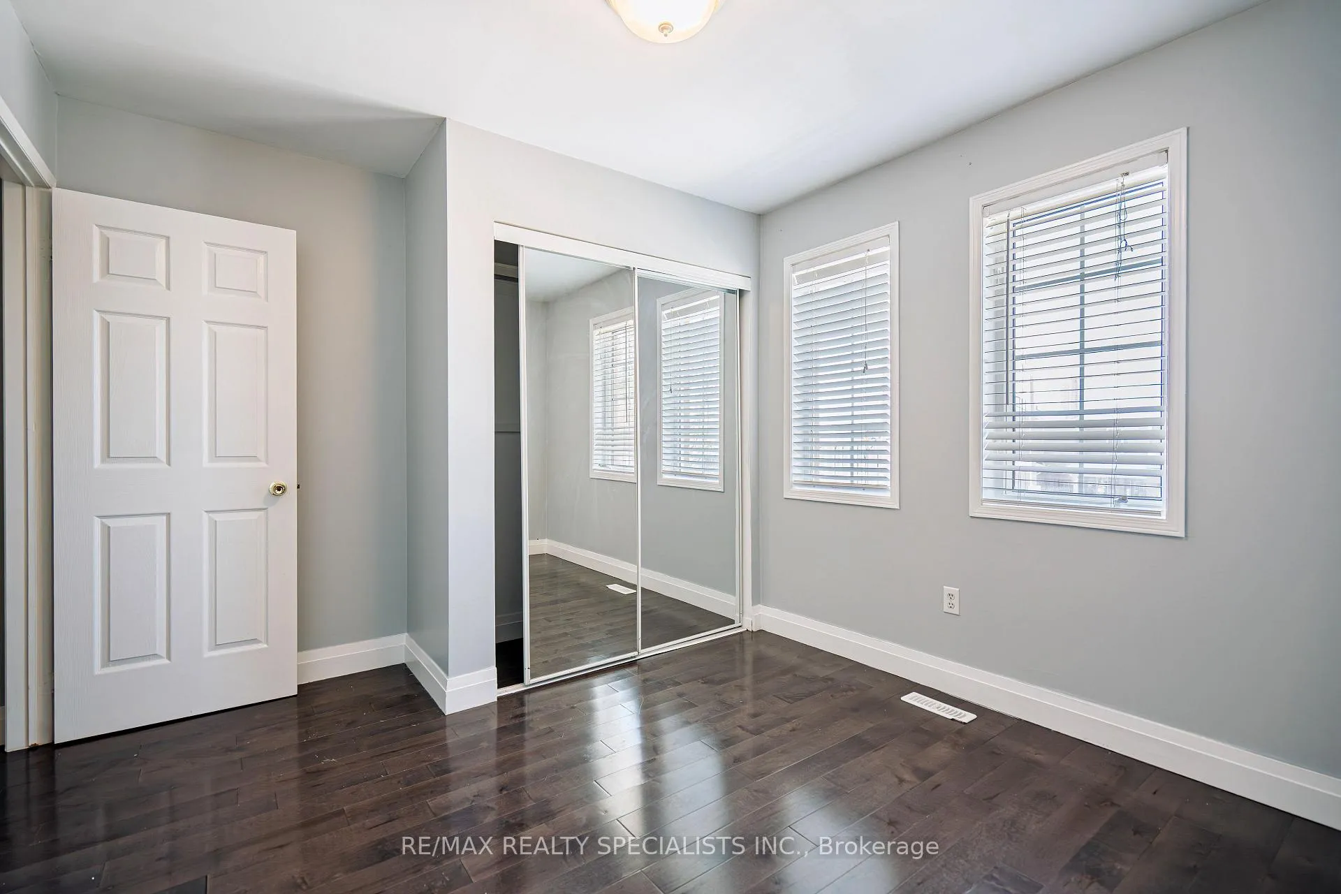 Photo 26 of 35 Dunlop Court, Brampton, Fletcher's Meadow — HOMEH