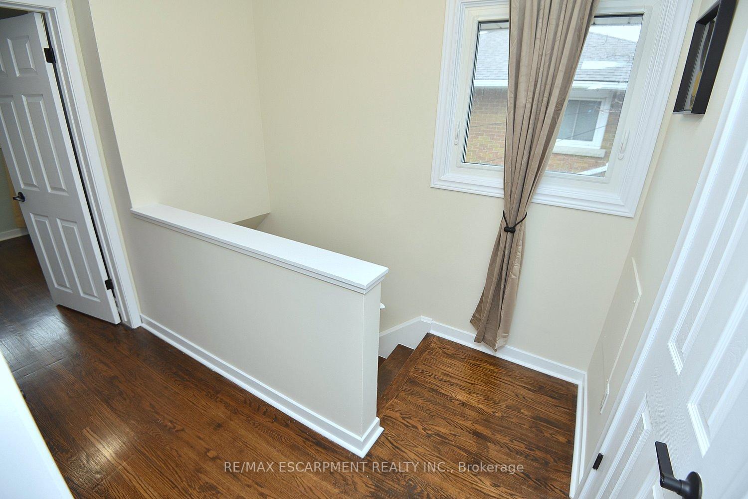 Photo 14 of 53 Thompson Avenue, Thorold, Thorold Downtown — HOMEH