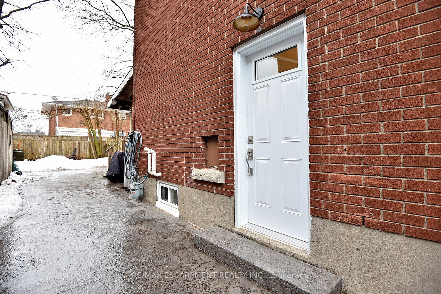 Photo 24 of 53 Thompson Avenue, Thorold, Thorold Downtown — HOMEH
