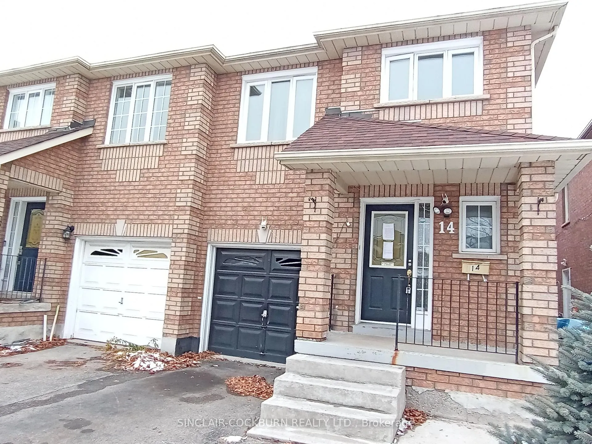 Photo 2 of 14 Tessler Crescent, Brampton, Brampton West — HOMEH