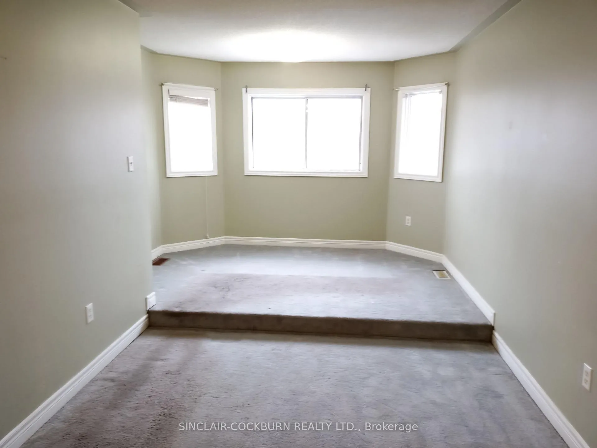Photo 14 of 14 Tessler Crescent, Brampton, Brampton West — HOMEH