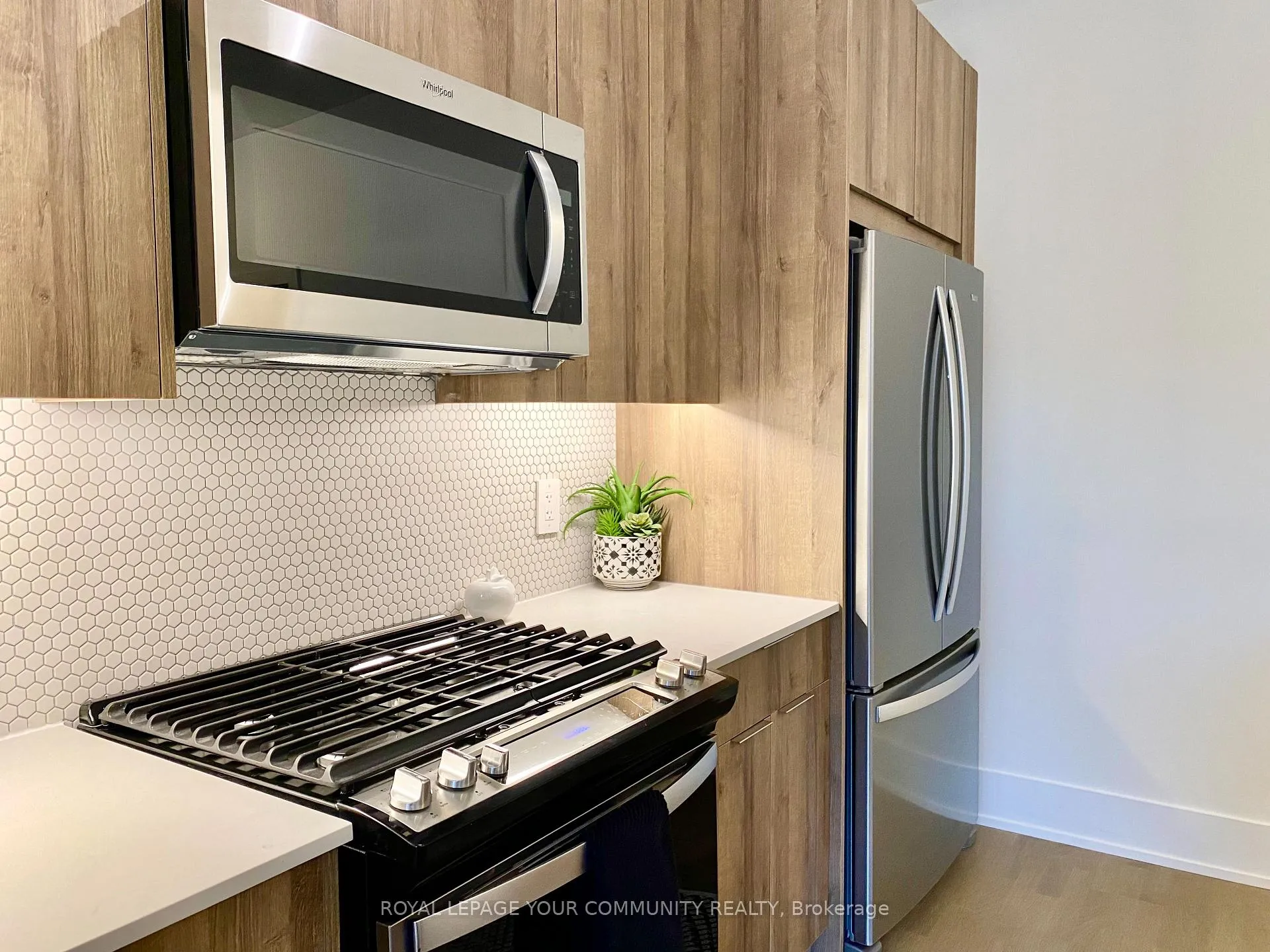 Photo 7 of Unit 308, 495 Logan Avenue, Toronto, North Riverdale — HOMEH
