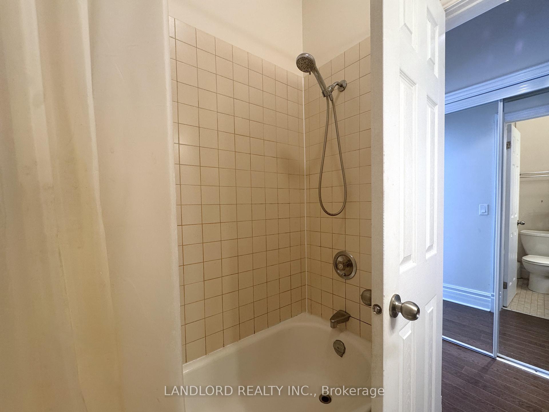 Photo 4 of Unit 2, 73 Northcote Avenue, Toronto, Little Portugal — HOMEH