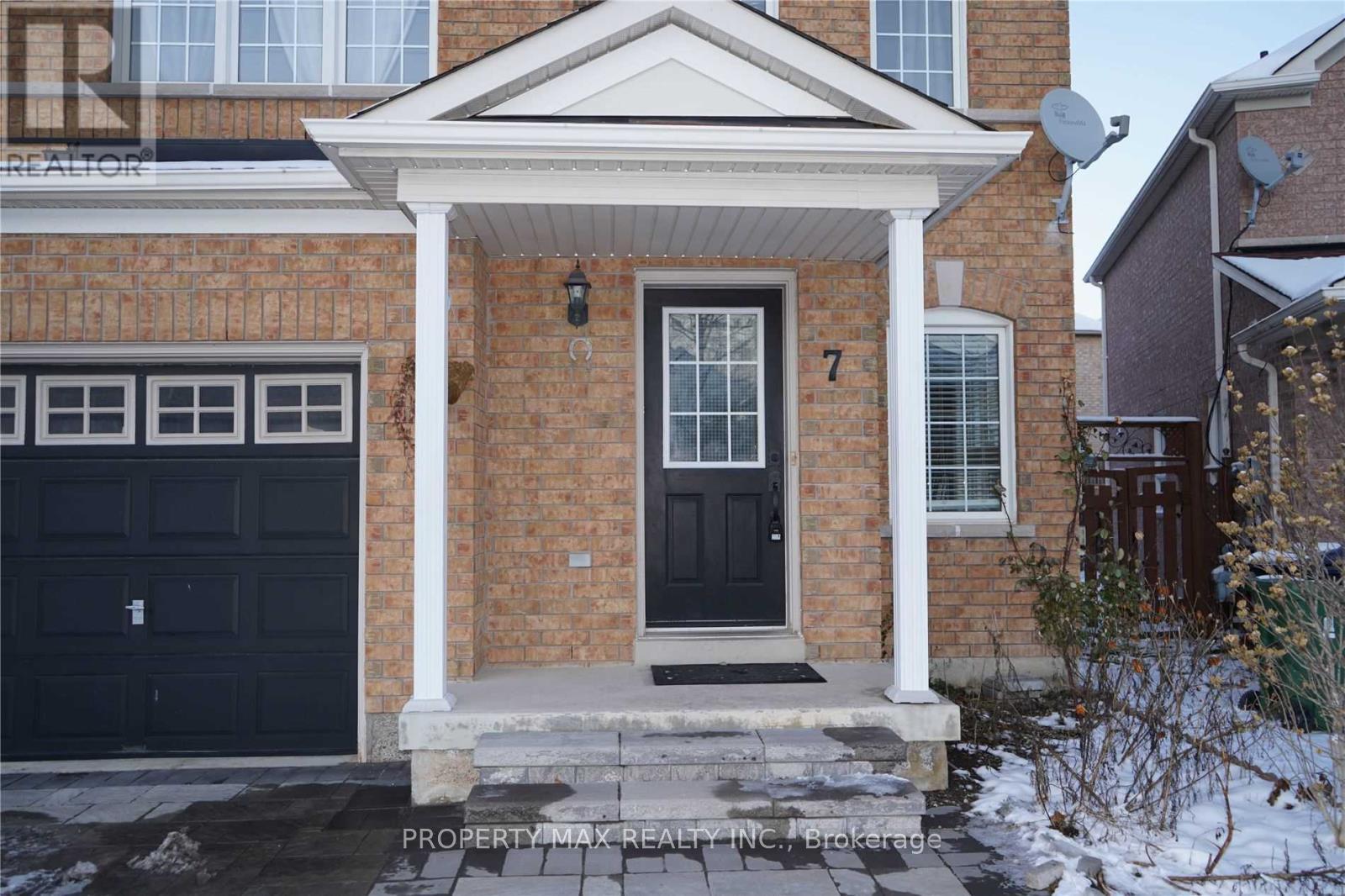 Photo 2 of 7 Solstice Drive, Scarborough, Rouge — HOMEH