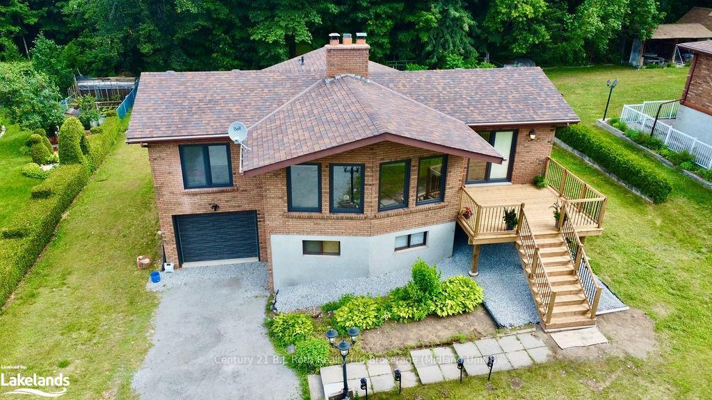 Photo 32 of 26 Glen Cedar Drive, Tiny, Rural Tiny — HOMEH