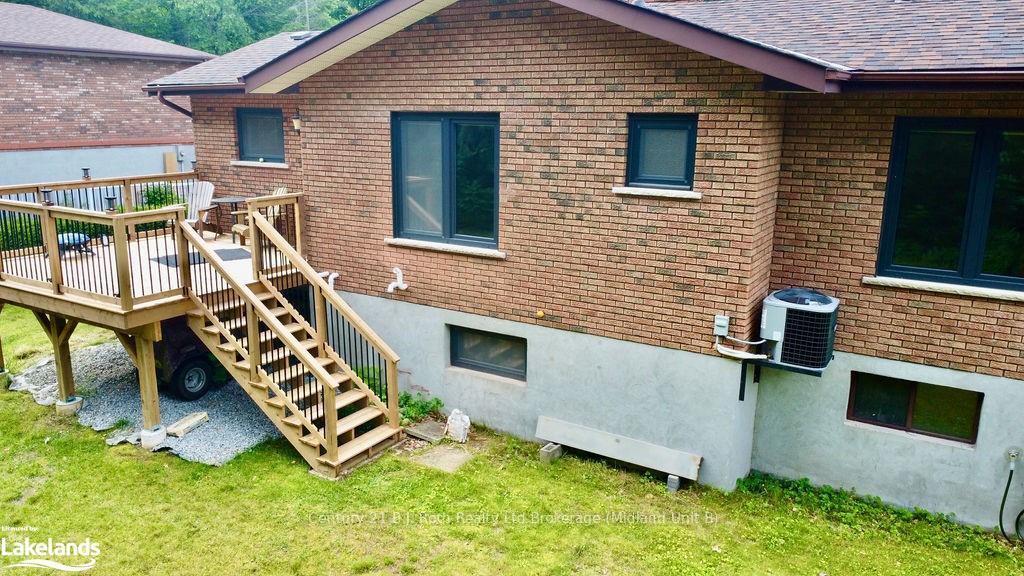 Photo 34 of 26 Glen Cedar Drive, Tiny, Rural Tiny — HOMEH