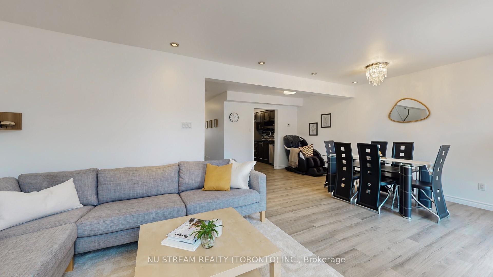 Photo 10 of 16 Caronia Square, Scarborough, Malvern — HOMEH