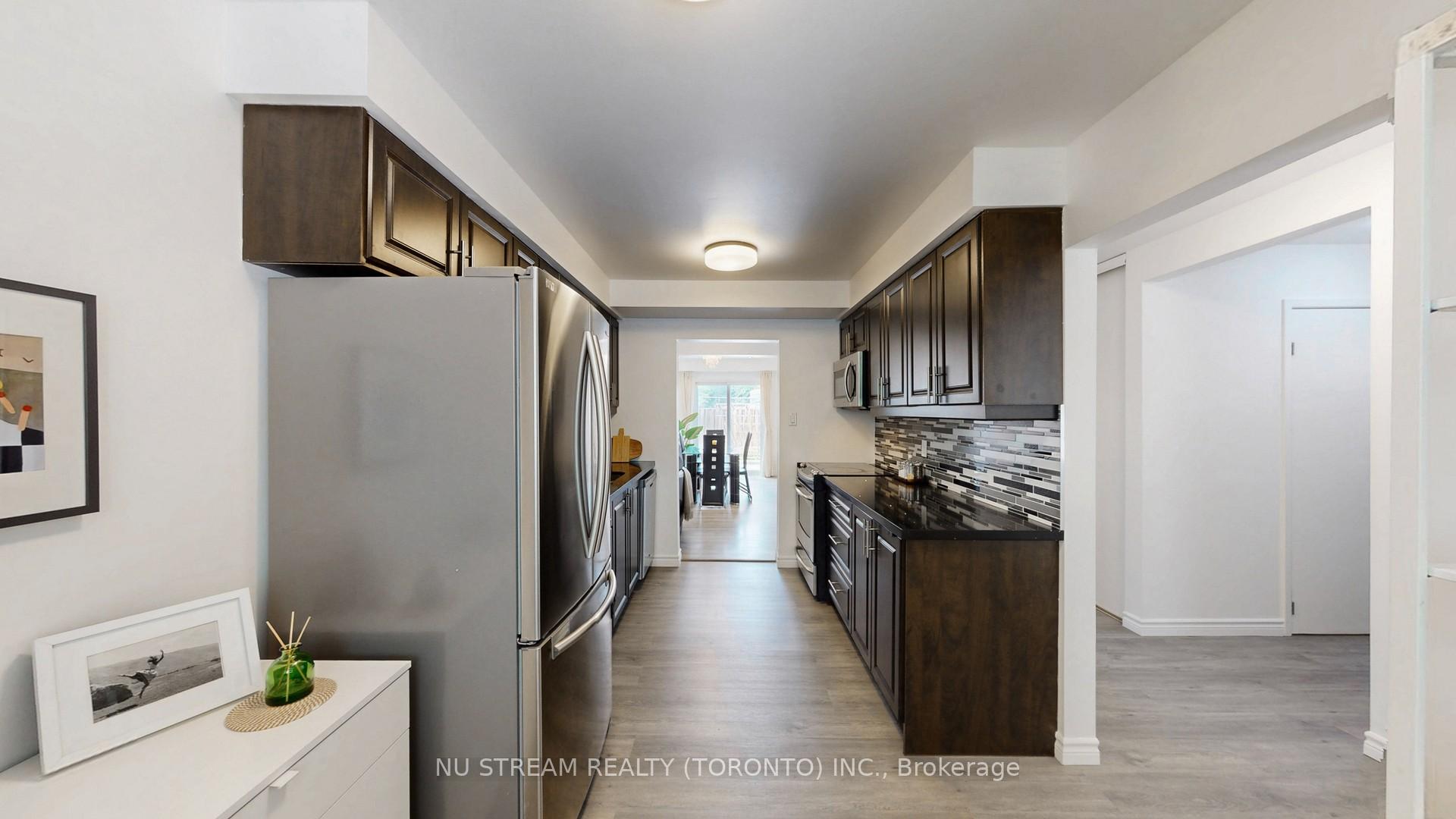 Photo 15 of 16 Caronia Square, Scarborough, Malvern — HOMEH