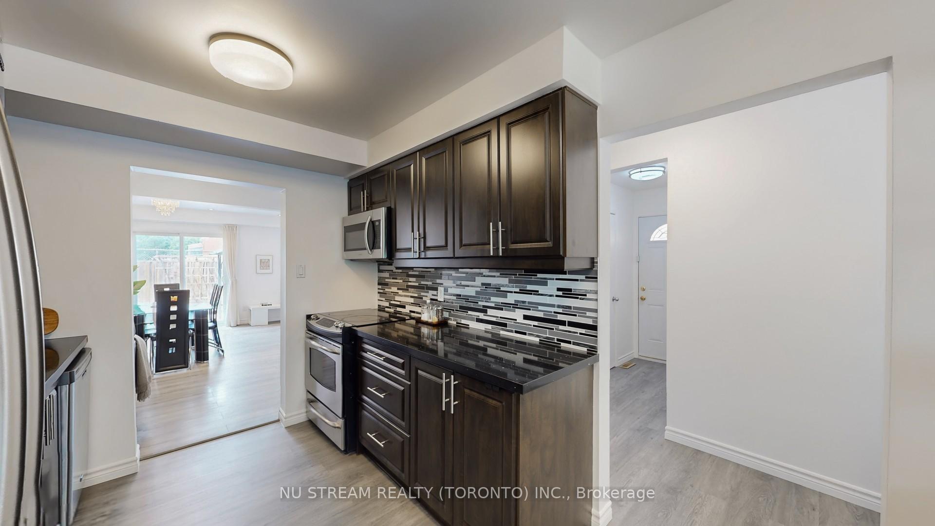 Photo 17 of 16 Caronia Square, Scarborough, Malvern — HOMEH