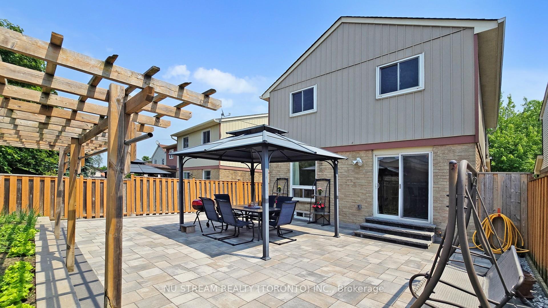 Photo 38 of 16 Caronia Square, Scarborough, Malvern — HOMEH