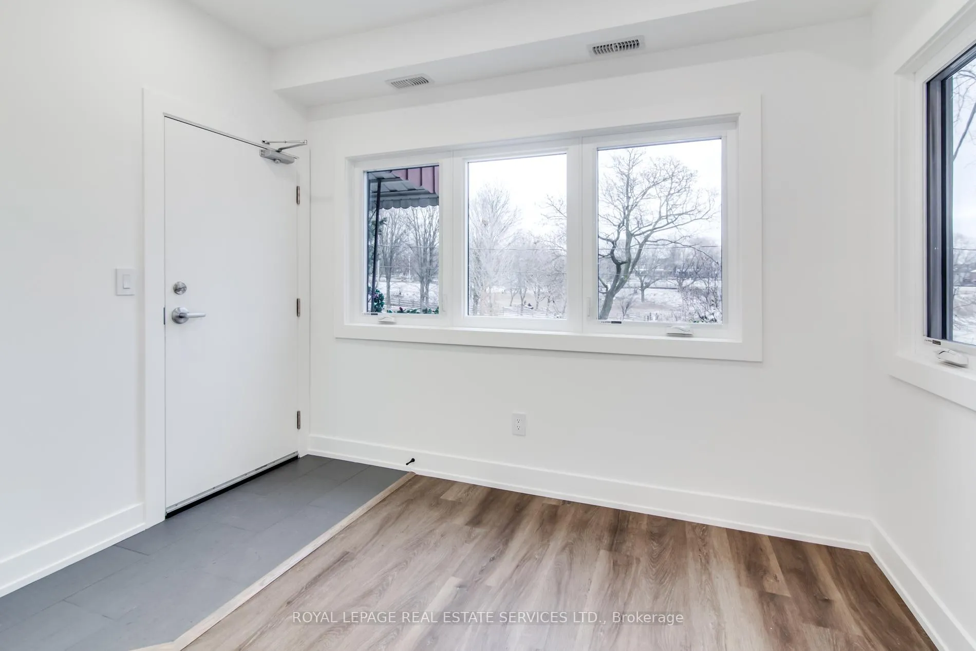 Photo 2 of Unit M, 716 Logan Avenue, Toronto, North Riverdale — HOMEH