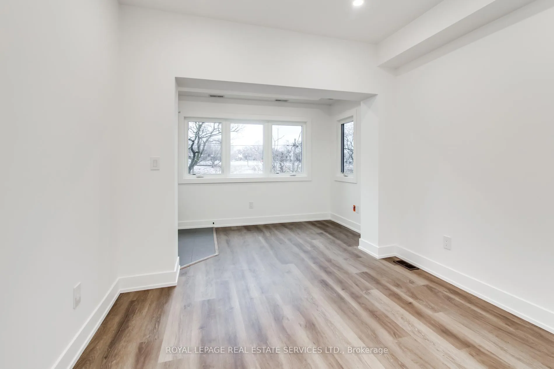 Photo 7 of Unit M, 716 Logan Avenue, Toronto, North Riverdale — HOMEH