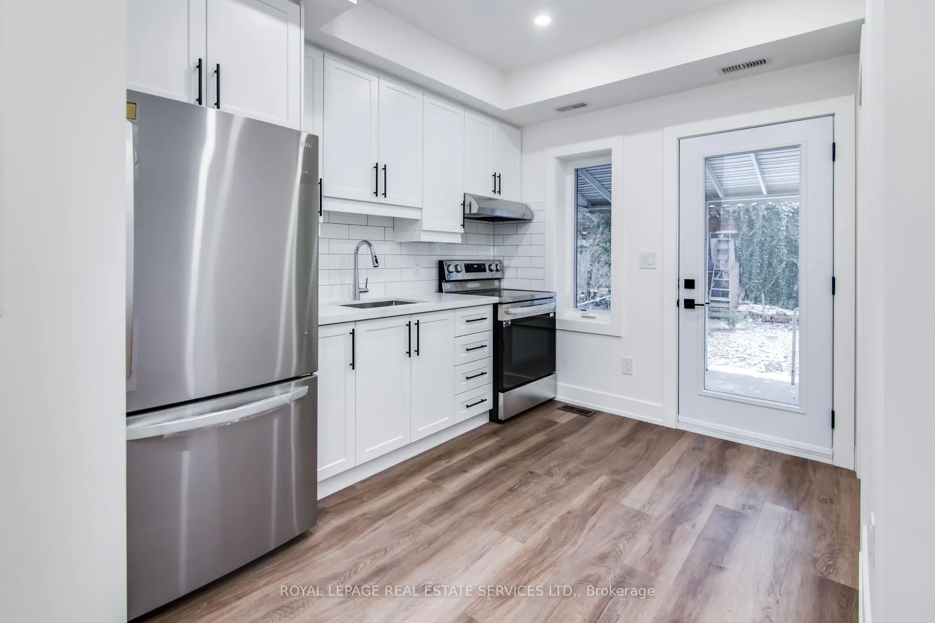 Photo 10 of Unit M, 716 Logan Avenue, Toronto, North Riverdale — HOMEH