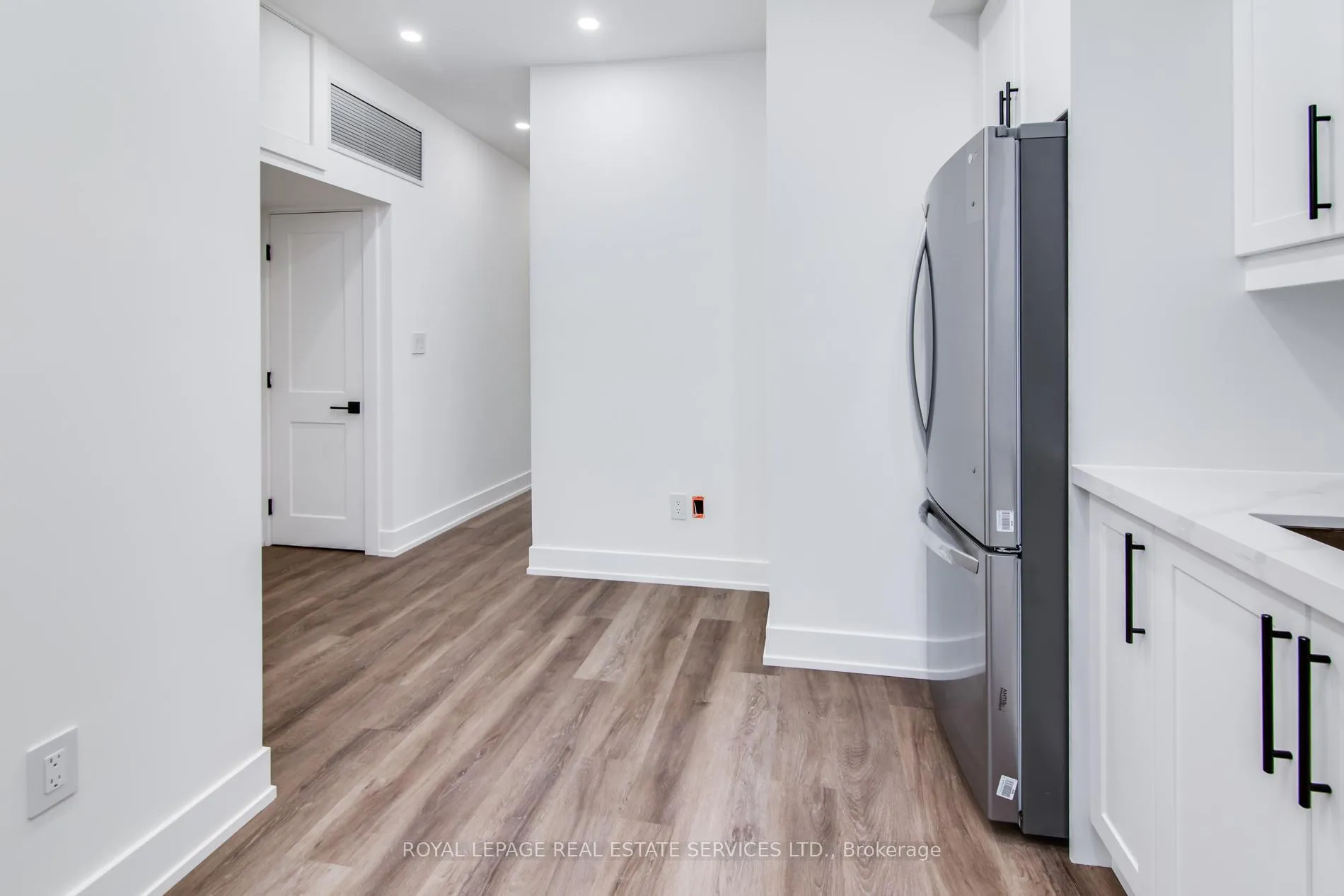 Photo 12 of Unit M, 716 Logan Avenue, Toronto, North Riverdale — HOMEH