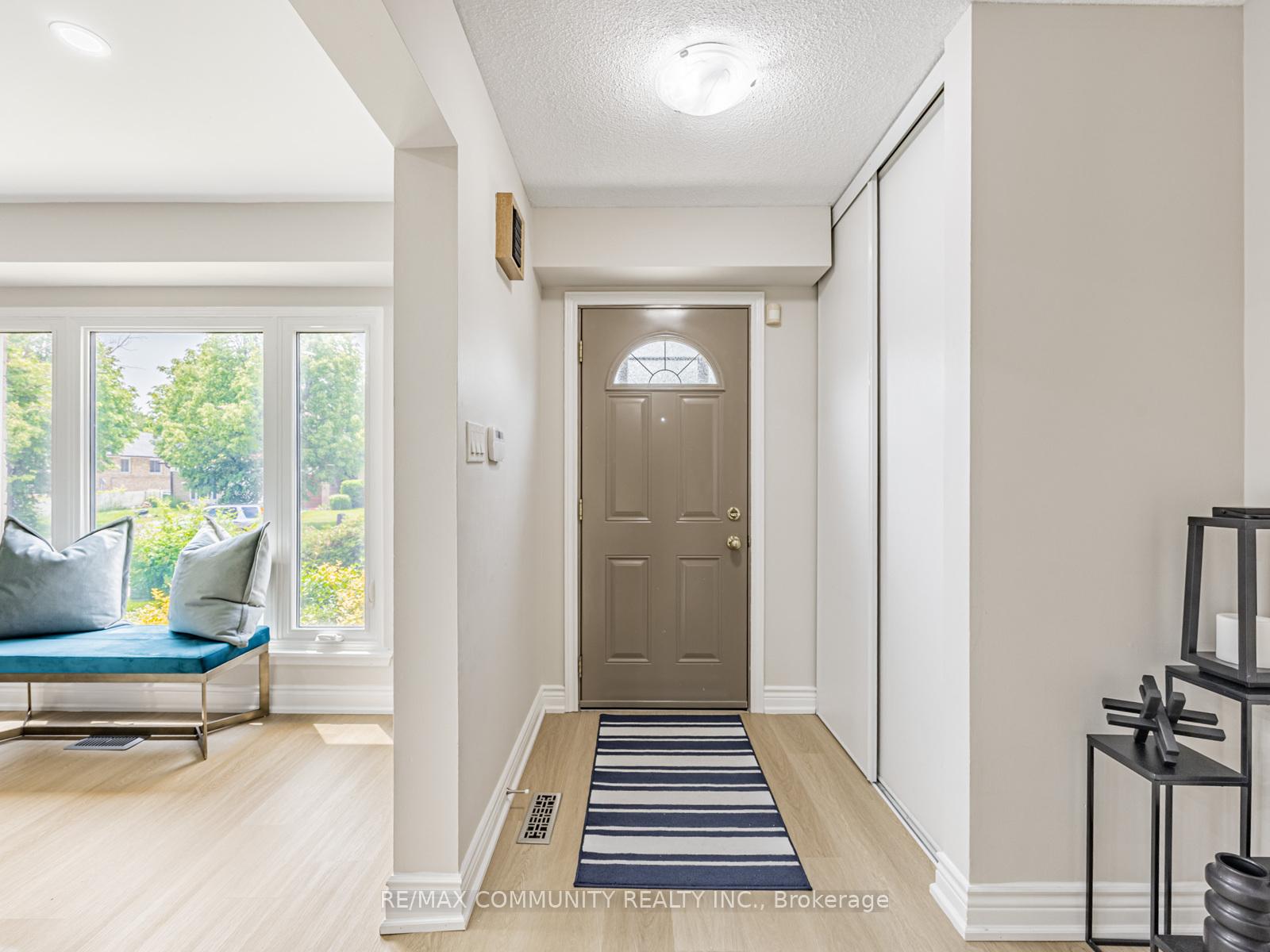 Photo 4 of 87 Lowry Square, Scarborough, Malvern — HOMEH